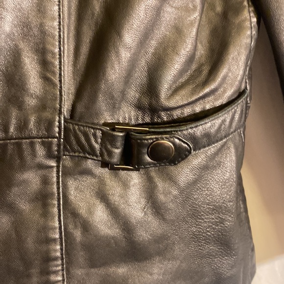 Nine West woman’s lightweight Leather coat size N - Picture 5 of 7